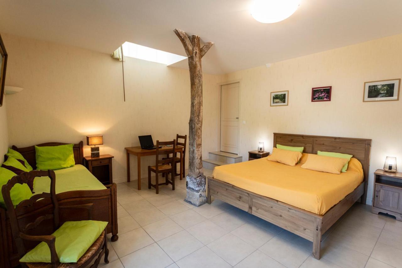 La Haye Gites Et Chambre D'Hotes Avrillé Buitenkant foto