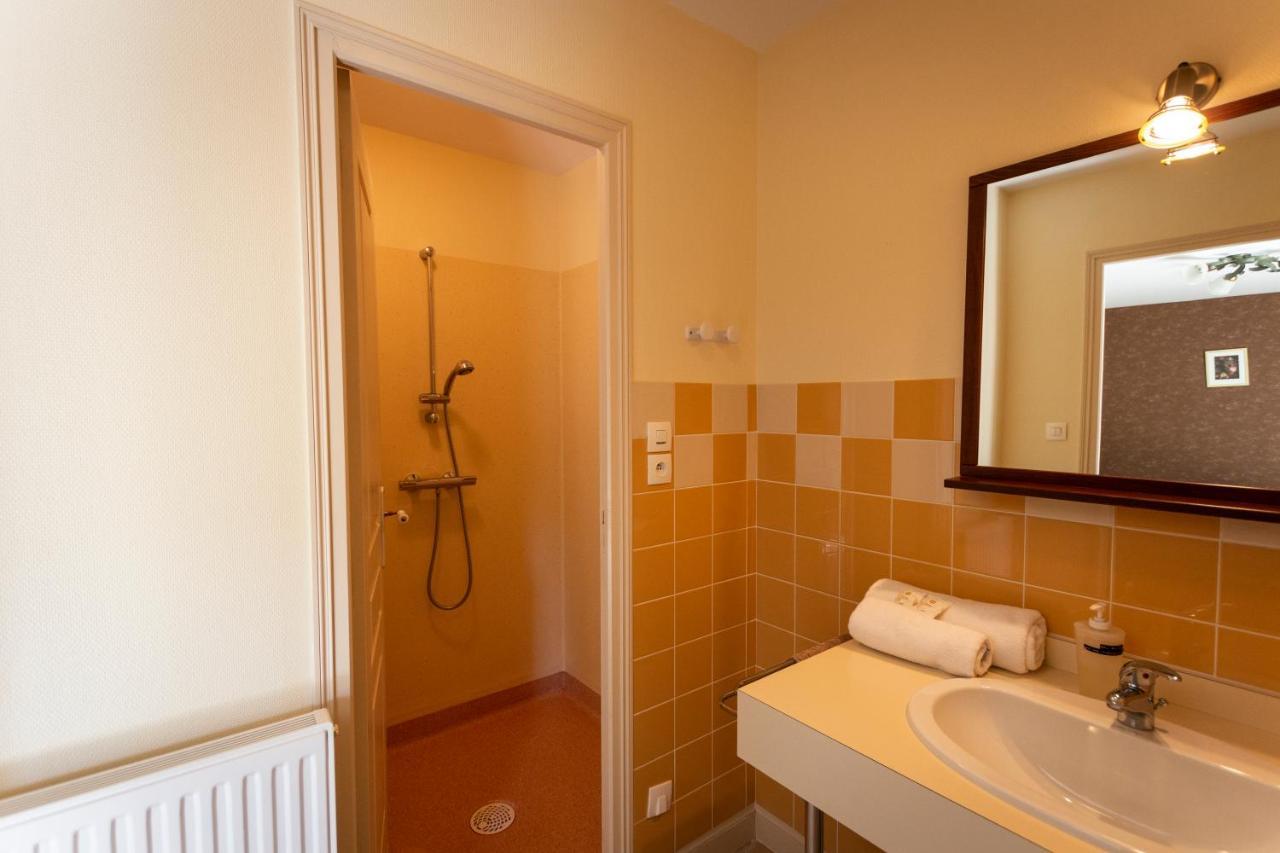 La Haye Gites Et Chambre D'Hotes Avrillé Buitenkant foto